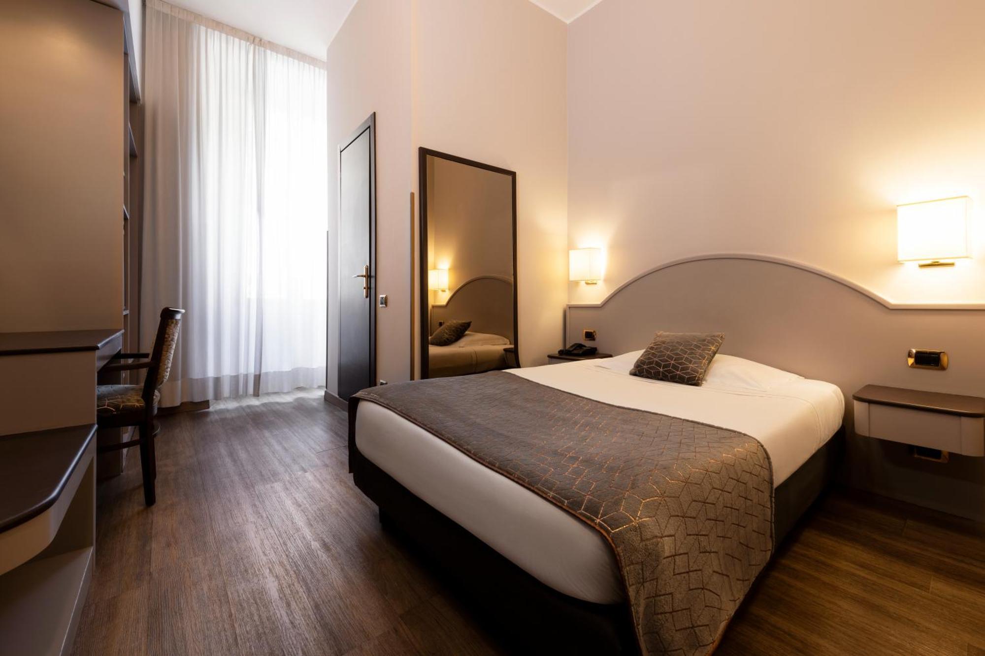Mokinba Hotels Baviera Милан Экстерьер фото