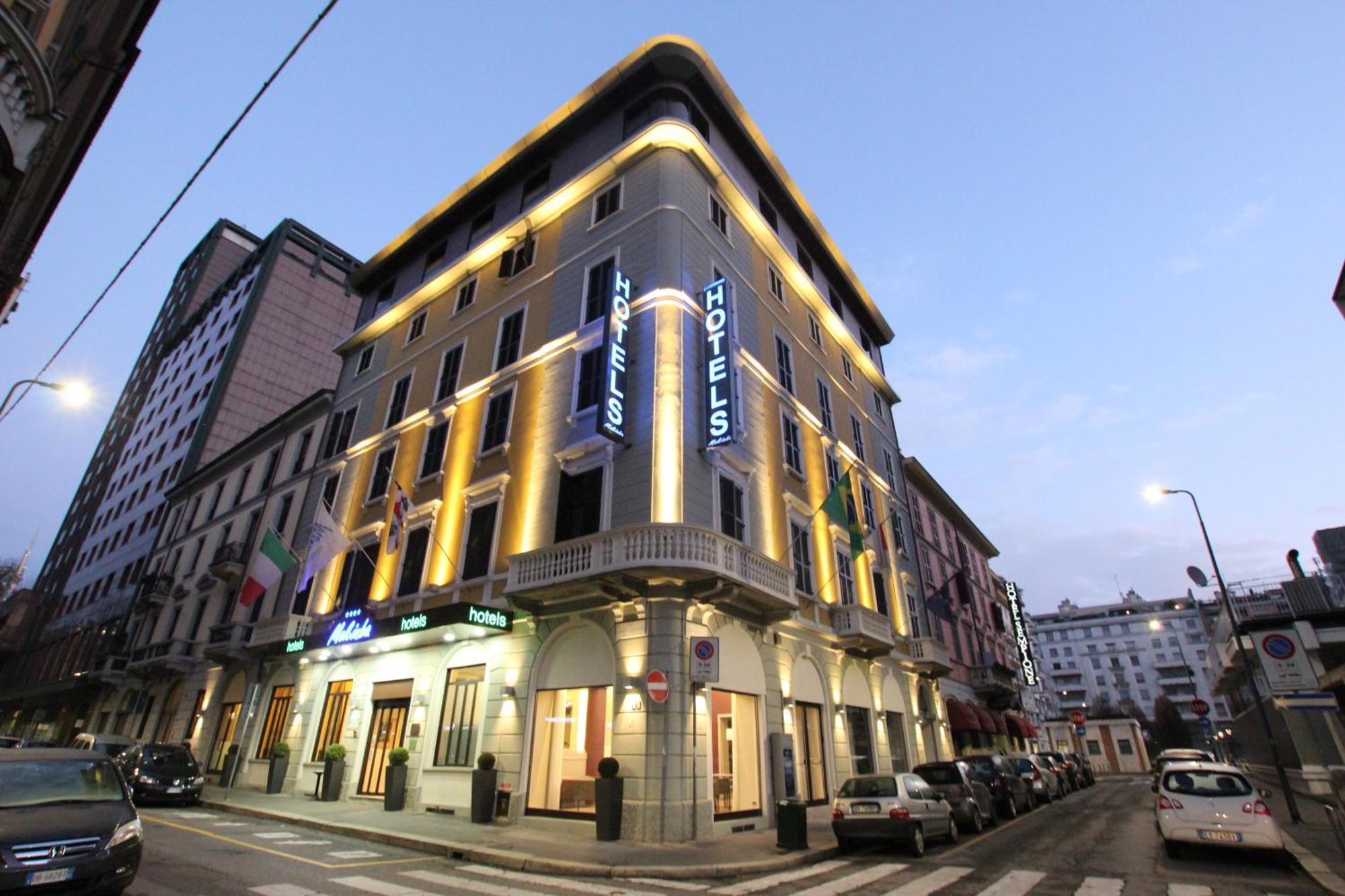 Mokinba Hotels Baviera Милан Экстерьер фото