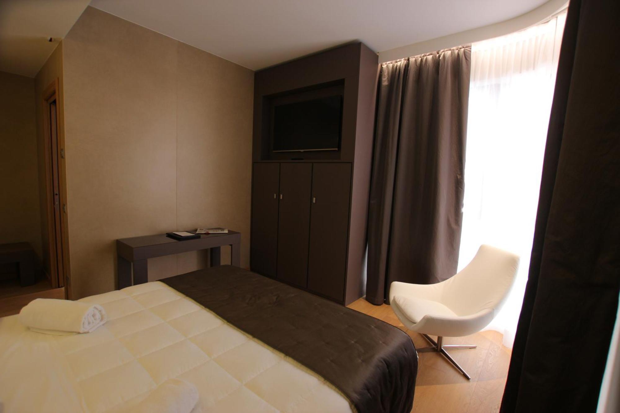 Mokinba Hotels Baviera Милан Номер фото