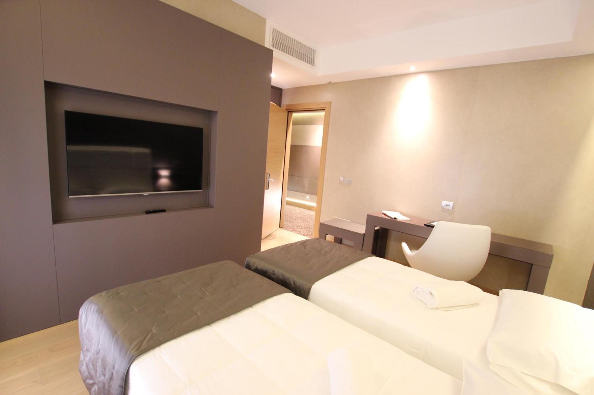 Mokinba Hotels Baviera Милан Номер фото